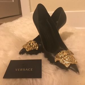 Versace Palazzo Medusa Pumps