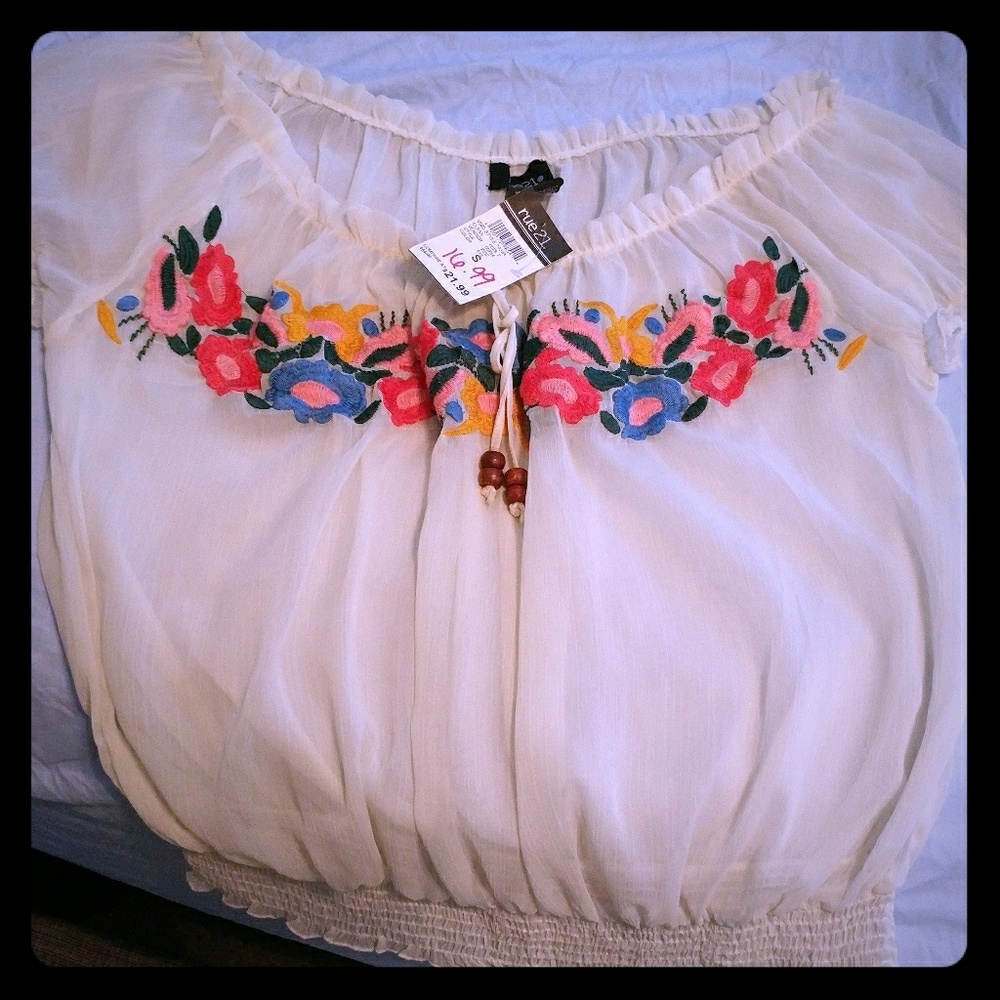 Cute blouse
