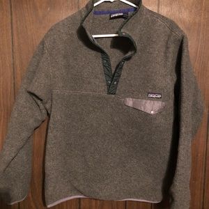 Grey Patagonia pullover