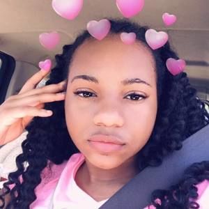 Meet your Posher, Savannah