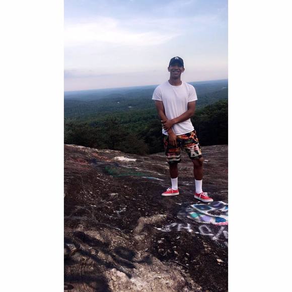 Meet your Posher, Tsiah - Picture 1 of 1