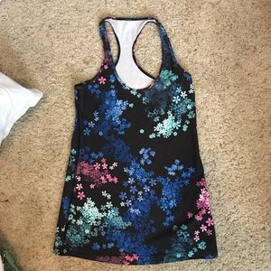 lululemon tank