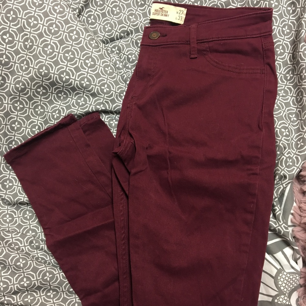 Hollister super skinny burgundy jeans!