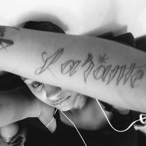 Meet your Posher, Danielle