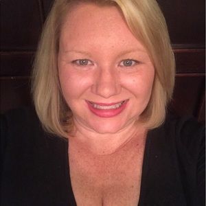 Meet your Posher, Michele