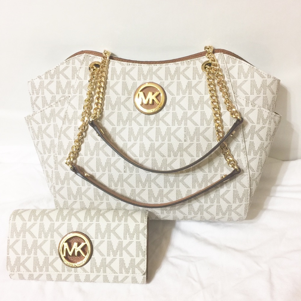 BRAND NEW! Michael Kors Bag
