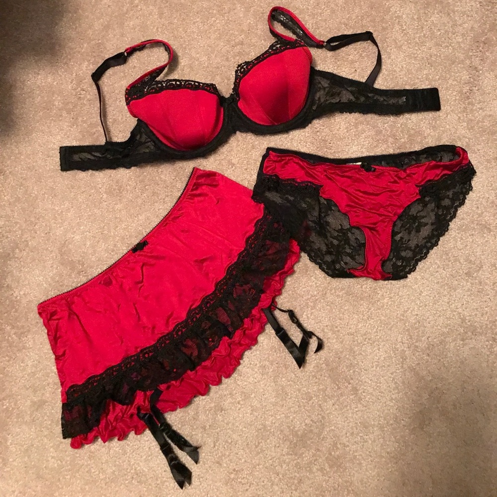 Felina Lingerie bundle