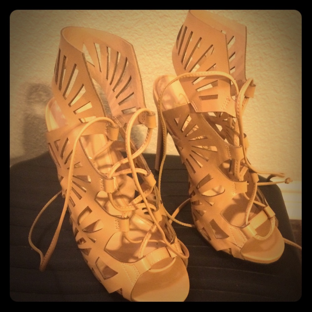 Privelaged cream heels