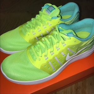 Nike lunarstelos rubbing/casual sneaker