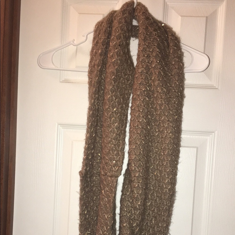 Infinity scarf
