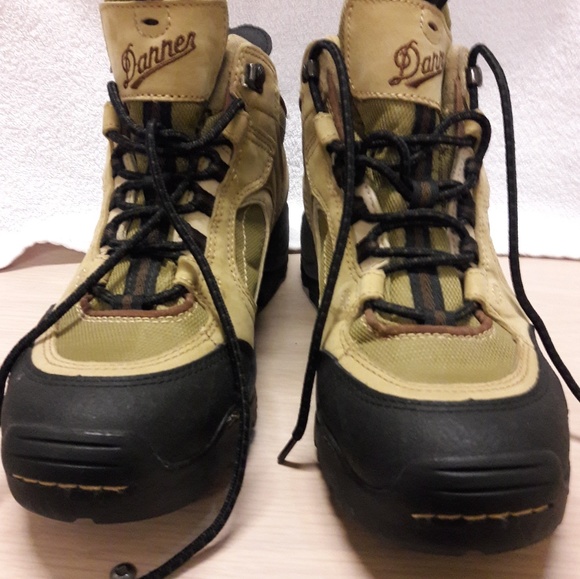 Danner size 9 mountain boot - Picture 1 of 7