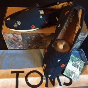 Toms Neiman Marcus Special Edition  Size 7.5