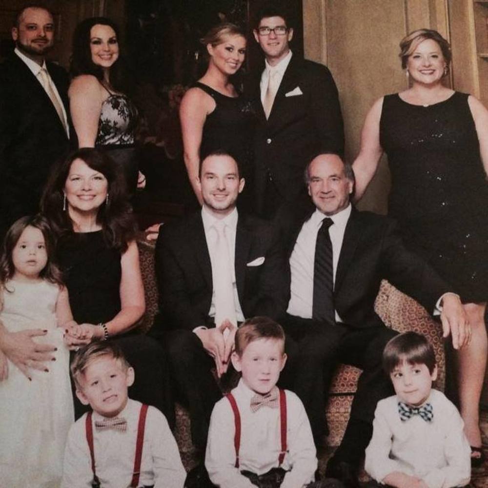 Meet your Posher, Emee