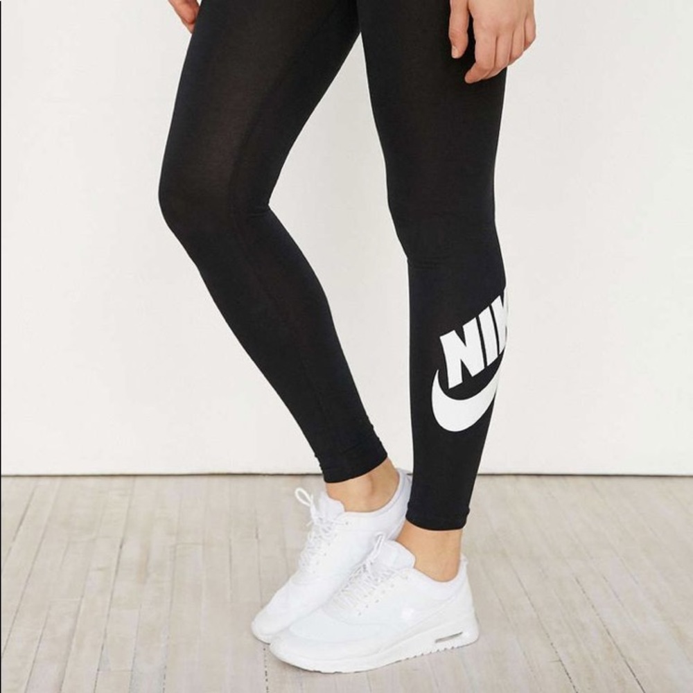 Nike black leggings with logo