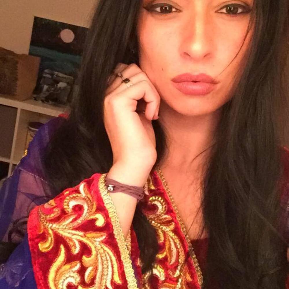 Meet your Posher, Valentina