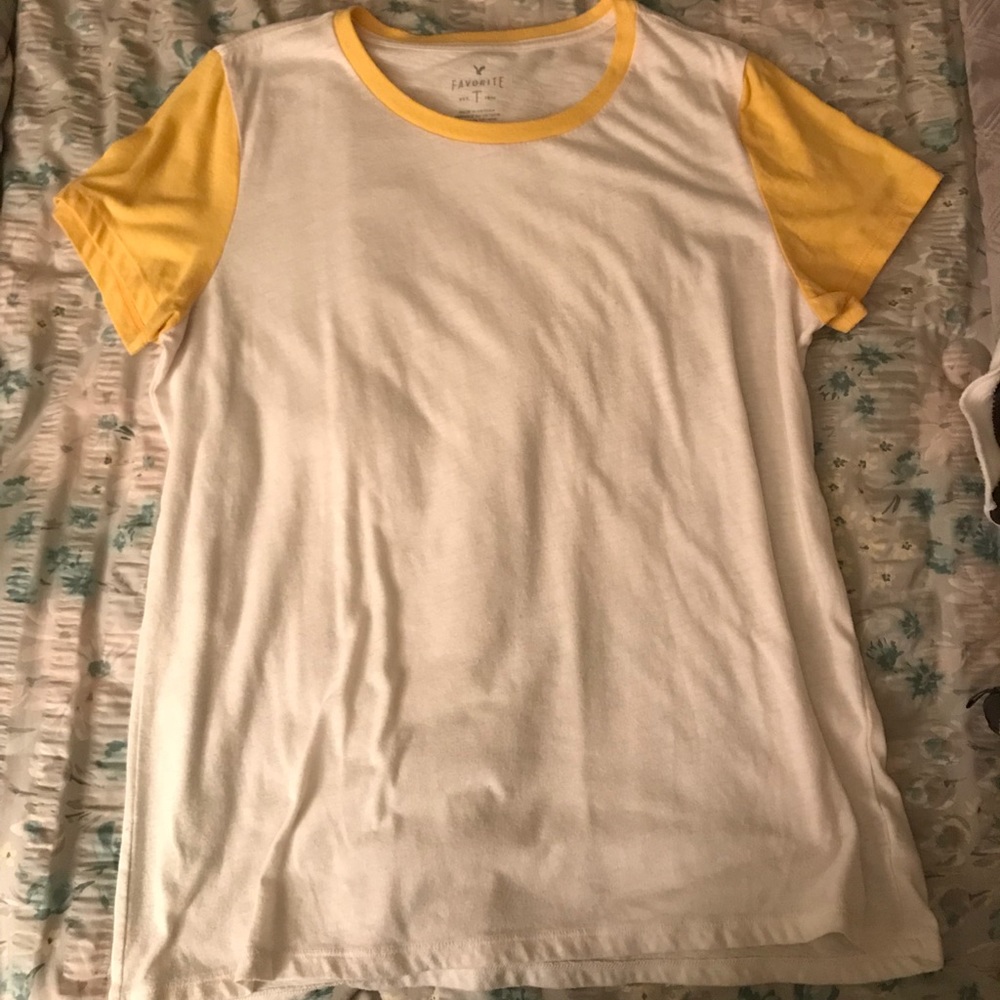 American Eagle Favorite Tee
