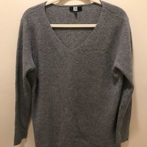 Saks fifth avenue sweater