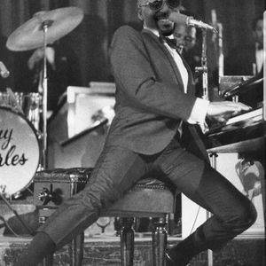 Meet your Posher, Raymond