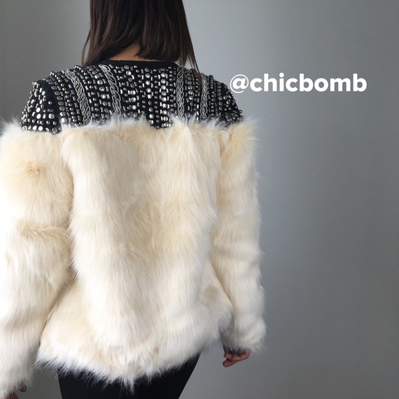 Faux fur rock studded  coat. - Picture 4 of 7