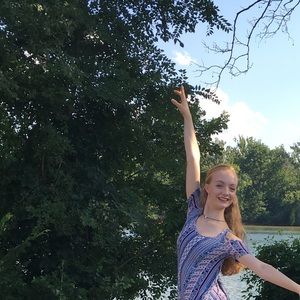 Meet your Posher, Camille