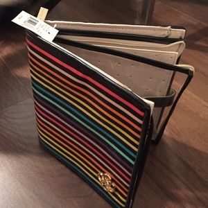 Kendra Scott jewelry bag.