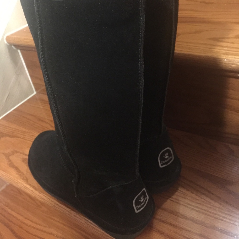 BearPaw Sheepskin Boots