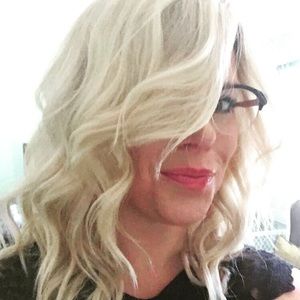 Meet your Posher, Jillian