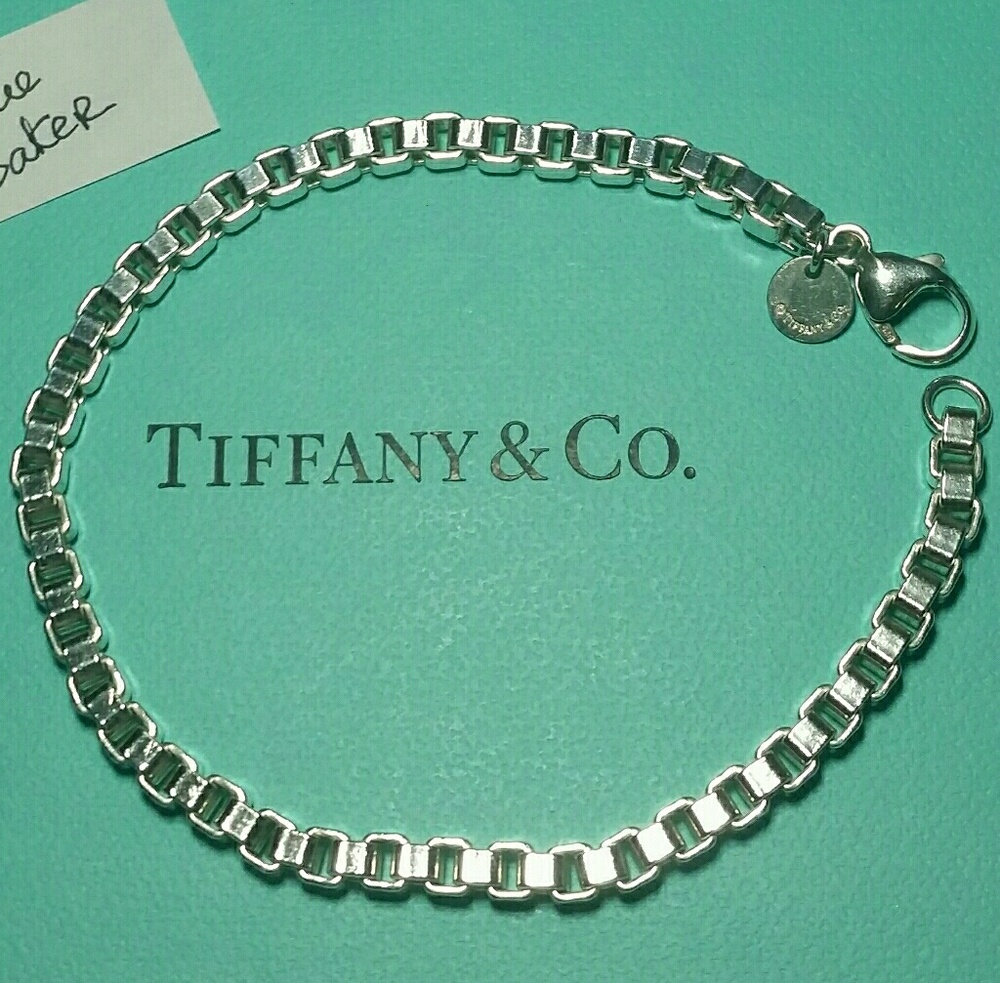 Tiffany & Co venetian link bracelet 7.5"