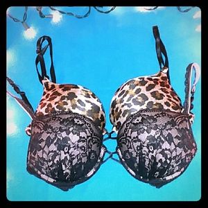 ✔SOLD✔✔✔✔✔💜 Victoria's Secret Bras 💜