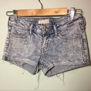 Bullhead jean shorts