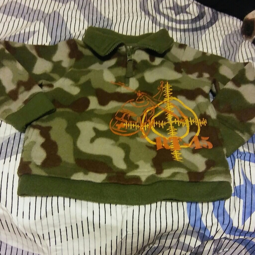 2T Tad Little brand fleece pullover camo jacket
