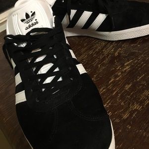 Men's Adidas Gazelle Black & White Size 10