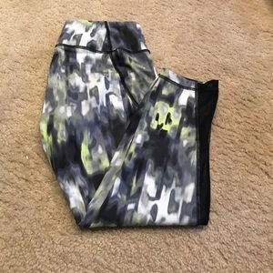 Zella watercolor with mesh workout leggings