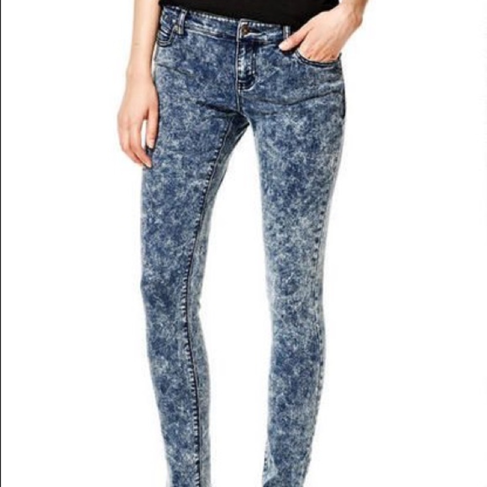 Sale! Acid wash skinny jeans