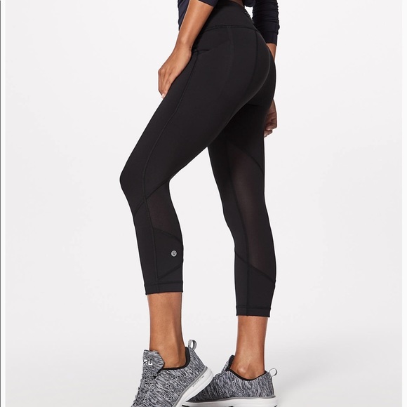 lululemon athletica Pants - lululemon cropped workout legging
