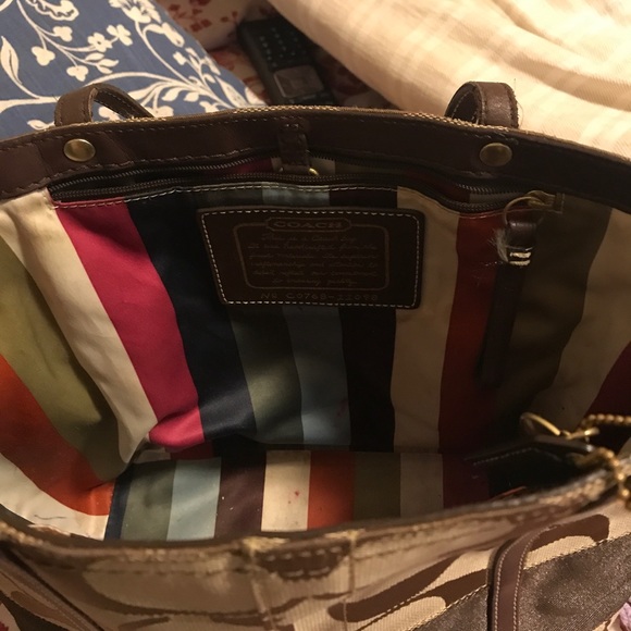 Coach - Picture 3 of 3