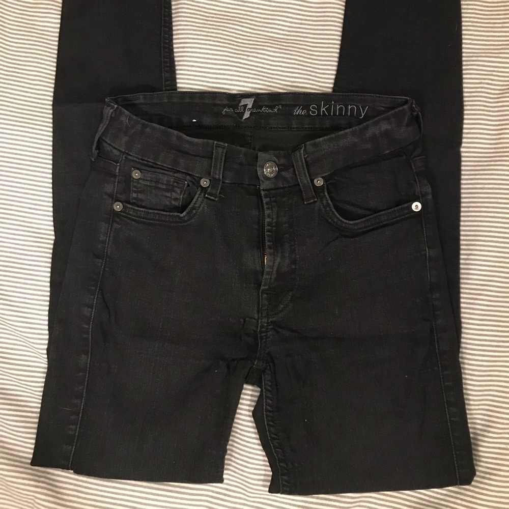 *BLACK FRIDAY MARKDOWN* 7 FOR ALL MANKIND