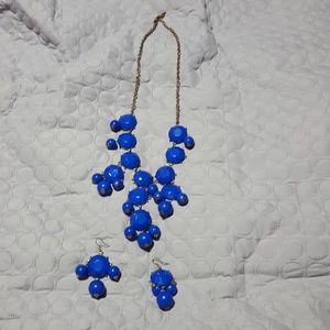 2/$12Large long bobble statement necklace set