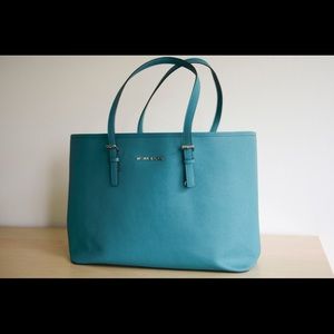 Michael Kors Tote