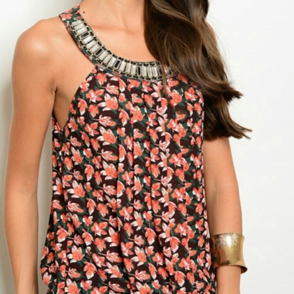 NWT Jeweled Neckline Flattering Elastic Waist - Excellent Quality