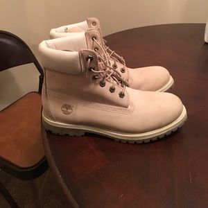 Off white timberland boots