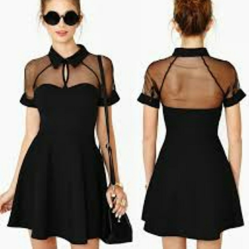 black sweetheart dress with collar