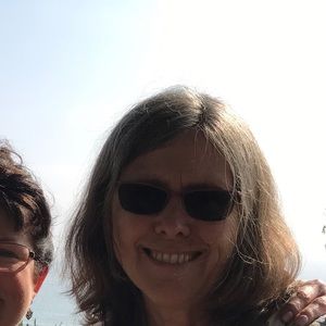 Meet your Posher, Julia