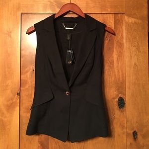 Fitted vest/jacket