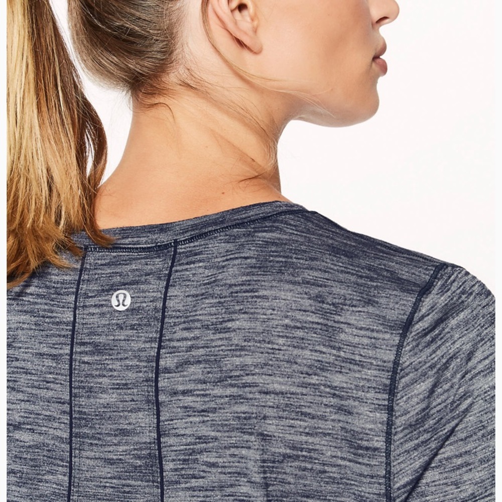 Lululemon long distance short sleeve shirt