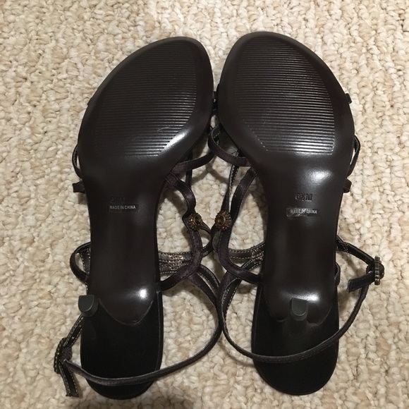 Chocolate sparkly sandals for holiday parties - Picture 3 of 4