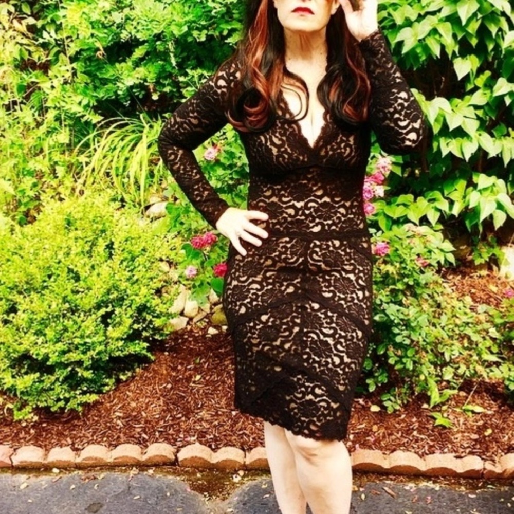 Nicole Miller - Kate Lace V Dress