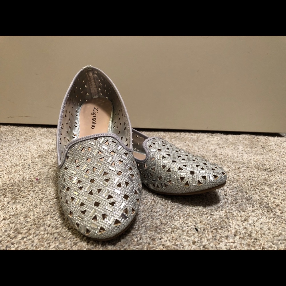 Silver flats