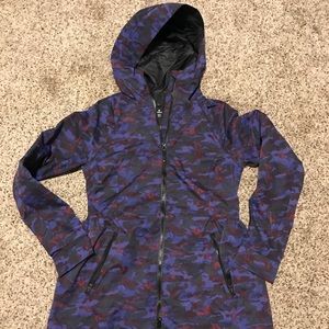 Lululemon Rain for Daze II Jacket. Size 6.