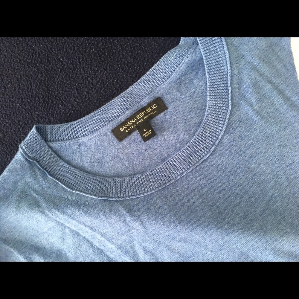 2 Banana Republic sweaters